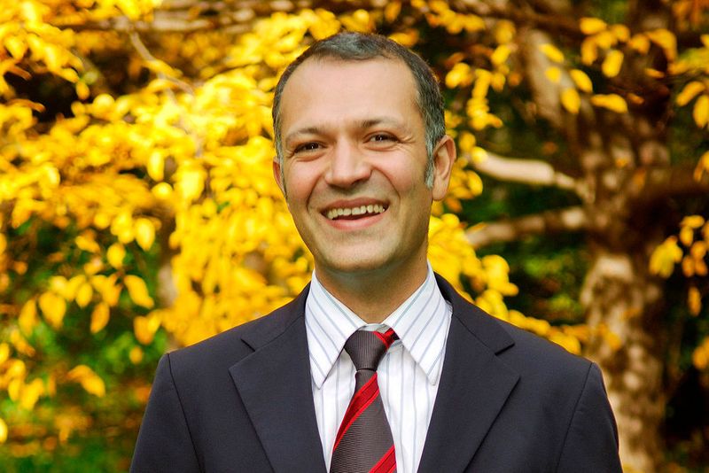 „Wasser 4.0 markiert die ‘wasserwirtschaftliche Revolution’ durch die Vernetzung virtueller und realer Wassersysteme, aber auch von Wassernutzern, sowie den Einsatz von IT bei Planung, Bau und Betrieb“ Dr. Shahrooz Mohajeri, Geschäftsführer inter 3. (Bild: inter 3)