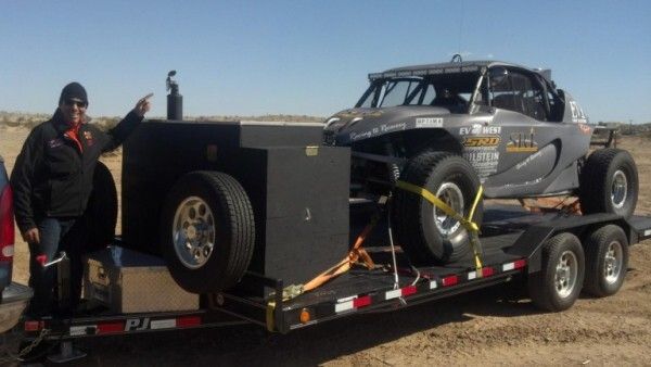 Das mobile Ladesystem für den SRI EV1 wird getestet (SRI)