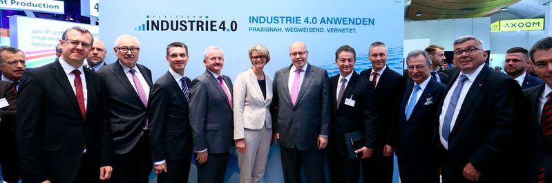 Die Plattform Industrie 4.0 ist das zentrale Netzwerk in Deutschland, um die digitale Transformation in der Produktion voranzubringen. Im Schulterschluss zwischen Politik, Wirtschaft, Wissenschaft, Gewerkschaften und Verbänden wirken über 300 Akteure aus mehr als 150 Organisationen aktiv in der Plattform mit.(Bild:  Plattform Industrie 4.0)