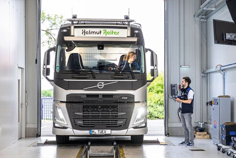 Bei der Hauptuntersuchung kann TÜV Nord auch den Zustand der Antriebsbatterie analysieren. (Bild: TÜV Nord)