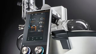 Abb.1: Die Rotationsverdampfer der neuen Hei-VAP-Serie bieten für alle Anwendungen das passende Bedienkonzept, ob mit einfacher Digitalanzeige oder innovativem Touch-Bedienpanel. (Bild: Heidoplph)