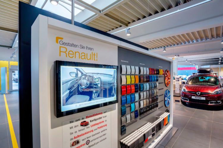 Neben dem Konfigurator finden die Kunden einen Überblick über alle verfügbaren Lackfarben und Stoffe. (Foto: Dresdener Auto)