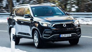 Ab Samstag steht der neue Ssangyong Rexton für einen Grundpreis von 30.990 Euro bei den Händlern. (Ssangyong)