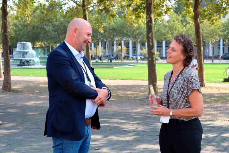 Harald Lorleberg (L-EDV GmbH & Co. KG), Sylvia Lösel (IT-Business) (Bild: TIM AG)