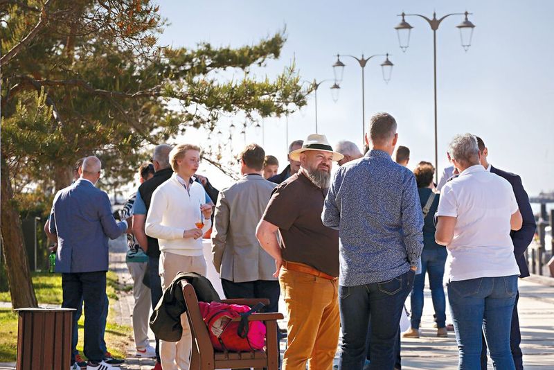 Talk in maritimer Atmosphäre (Bild: Also)