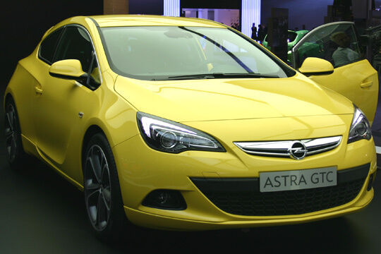 Der Astra GTC war das Highlight am diesjährigen IAA-Stand von Opel. (Rehberg)