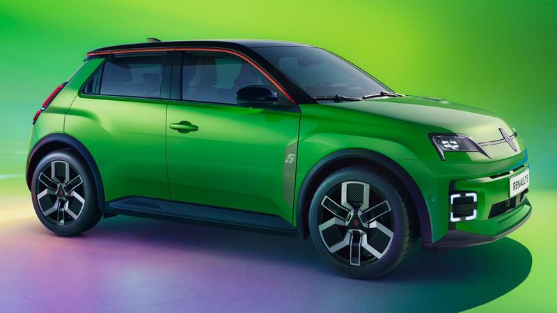 Im neuen R5 spielt Renault geschickt mit den Siebzigern. Dazu zählen auch die kräftigen Farben „Pop Yellow“ und „Pop Green“. (Bild: Renault)