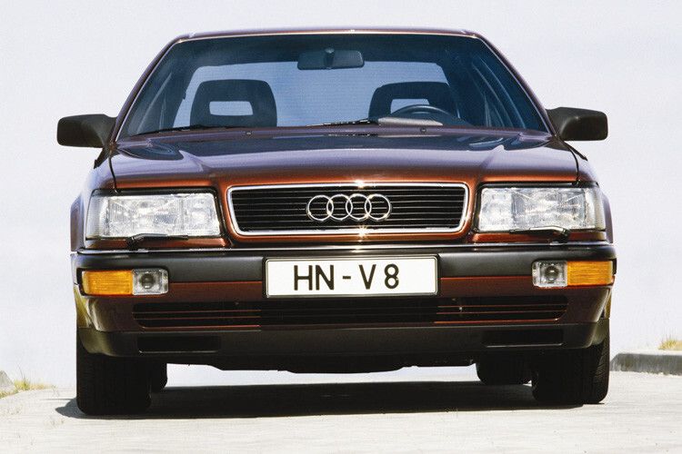 Bayern-Kreuzer: Der Audi V8 kann gewisse Anklänge an frühere US-Straßenkreuzer nicht verleugnen. (Foto: Audi)