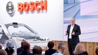 Stefan Hartung auf der IAA 2021 in München. (Robert Bosch)