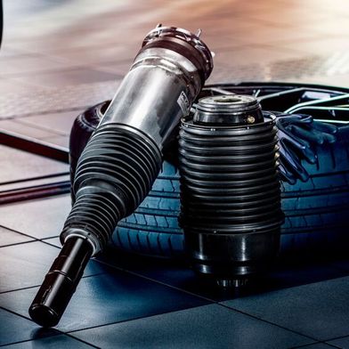 Freie Werkstätten können künftig bei Luftfederungsreparaturen auf OE-konforme Komponenten von Meyle zurückgreifen.  (Bild: Meyle)