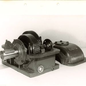 2-stufiges FLENDER Stirnradgetriebe aus den Vorkriegsjahren(Bild:  Siemens)