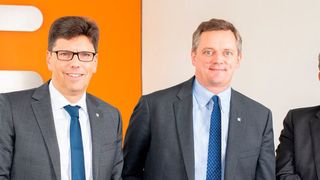 Technologievorstand Volker Bibelhausen, Vorstandssprecher Jörg Timmermann sowie Vertriebsvorstand José Carlos Álvarez Tobar (v.l.n.r.)  sind aufgrund des starken Wachstums mit den Jahr 2018 sehr zufrieden.  (Weidmüller)