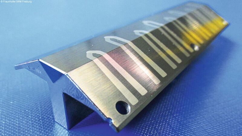 Siegelwerkzeug mit Dünnschichttemperatursensoren ermöglicht eine Inline-Qualitätssicherung beim Wärmekontaktfügen. (Fraunhofer IWM)