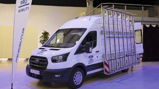 Ford will künftig in ganz Deutschland Gewerbekunden mit Spezialfahrzeugen mobil halten. (Bild: Marc Bauer - dieLichtBUILDER Klamann & Bauer Fotografie GbR)