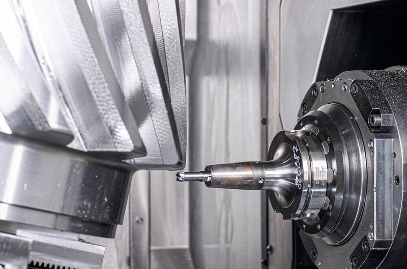 Durch die Umstellung auf das Hochvorschubfräsen senkte sich die Bearbeitungszeit um 55 Prozent. (Bild: Horn/Sauermann)