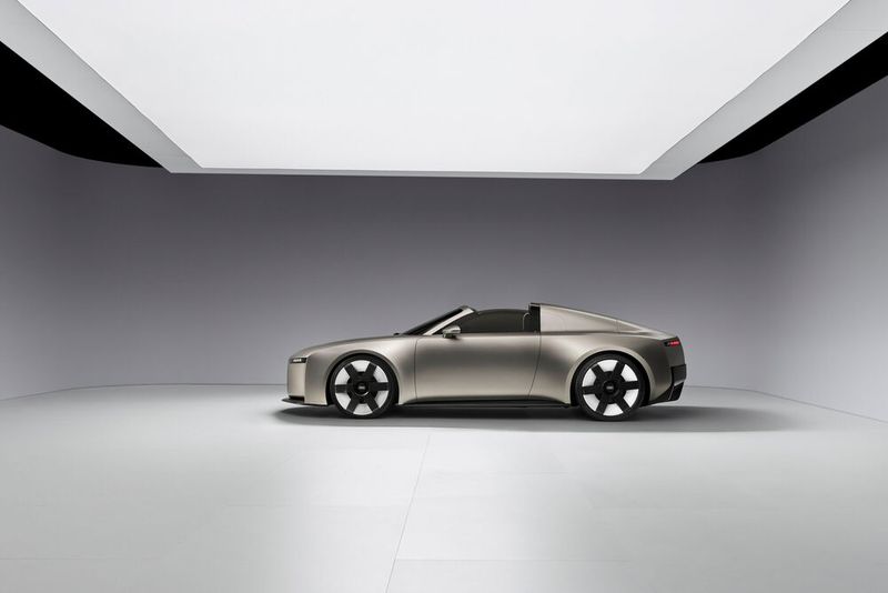 Audi versucht, sich in einem Markt zu profilieren, in dem Technik-Plattformen häufig konzernweit geteilt werden. (Bild: Audi)