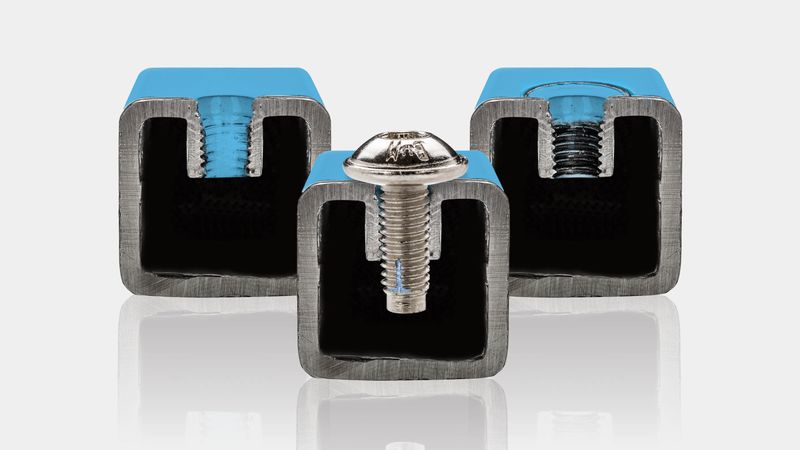 Als Multitasker im Einsatz: Bei Montagearbeiten sorgt die Contactscrew für eine sichere Masseverbindung und für saubere Gewinde. (Bild:  Baier & Michels)