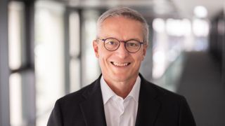 Dr. Karsten Wildberger, Bundesminister für Digitales und Staatsmodernisierung: „Ich wünsche mir, dass wir die Begeisterung für Neues und für Technologie, die Deutschland immer ausgemacht haben, wieder entdecken und wieder freilegen.“ (Bild: © Woithe)