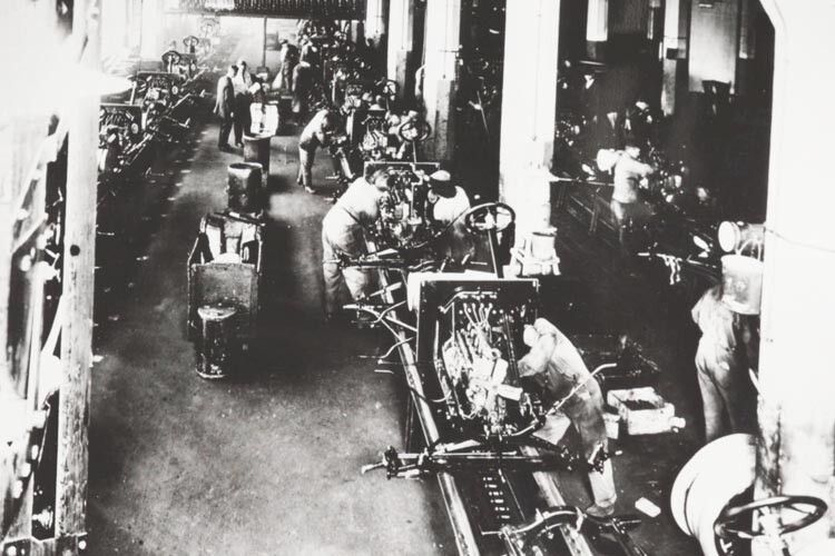 Seit 1925 produzierte der US-Hersteller Ford auch in Deutschland Autos - zunächst im Berliner Westhafen (Foto), später in Köln. (Foto: Ford)