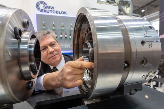 Produkte und Prozesse aus der jüngsten Entwicklung der Fertigungstechnik für die Metallbearbeitung und vieles Mehr sind die Präsentationsschwerpunkte der Intec in Leipzig.(Bild:  T. Schulze / Leipziger Messe)