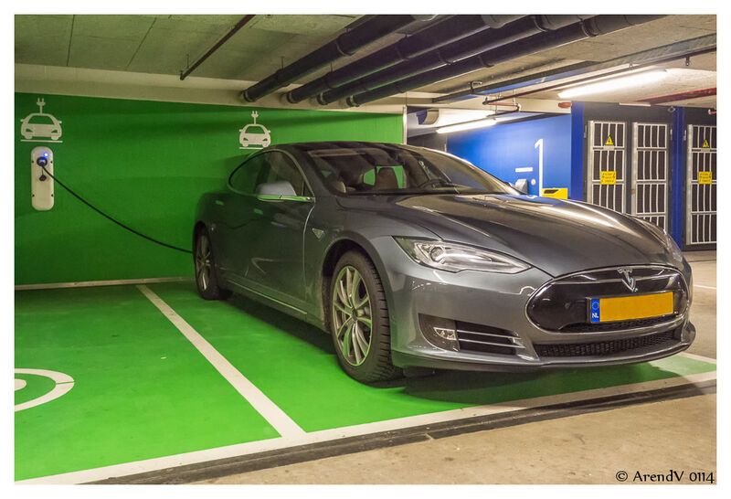 Tesla hat inzwischen etwa 50.000 Fahrzeuge des  Models S verkauft. (flickr.com/Arend/CC BY 2.0)