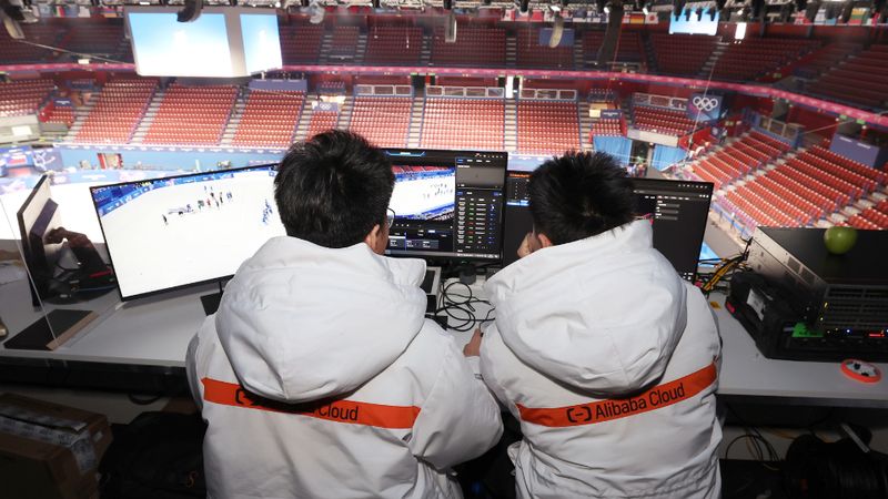 Technische Teams nutzen die Cloud-Infrastruktur von Alibaba Cloud, um Live-Feeds zu verarbeiten, Wiederholungen zu erstellen und Inhalte für die weltweite Übertragung bereitzustellen.  (Bild: Alibaba)