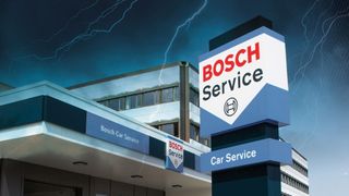 Deutschlandweit gibt es knapp 1.000 Bosch-Car-Service-Betriebe, die noch in diesem Jahr neue Verträge unterzeichnen sollen.  (Bild: © trendobjects, kei02 - stock.adobe.com, Robert Bosch GmbH)