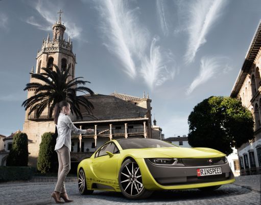 Der hybride Sportwagen Σtos: unterwegs mit persönlichem Autopilot und Drohne. (Rinspeed)