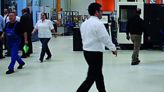 Großer Andrang herrschte bei „Benz live“: Die Fachbesucher des Technologietages konnten Einblicke in die Fertigung nehmen. (Bild: Benz Werkzeugsysteme)