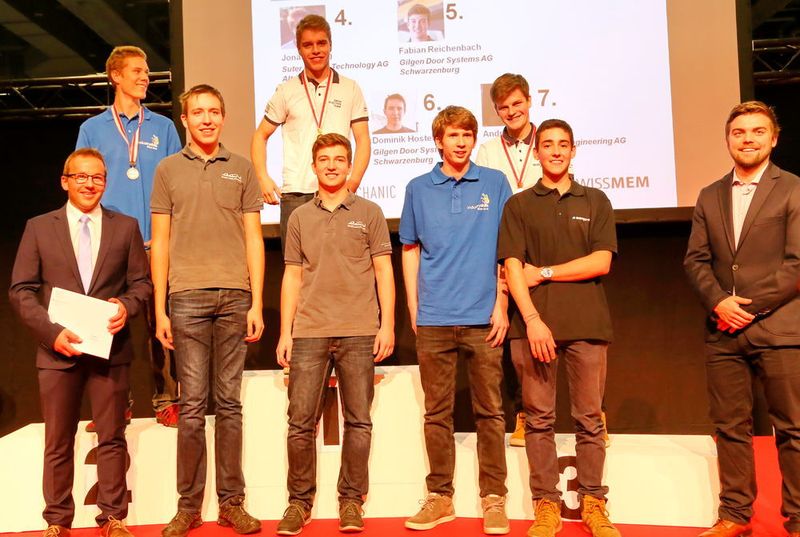 Die Teilnehmer in der Disziplin Polymechaniker/Automation. (Anne Richter / SMM)