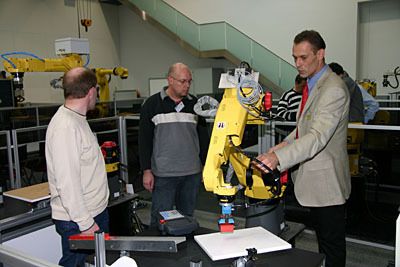 Impressionen vom Mitgliedertreffen 2008 der CNC-Arena bei Fanuc GE. (Archiv: Vogel Business Media)