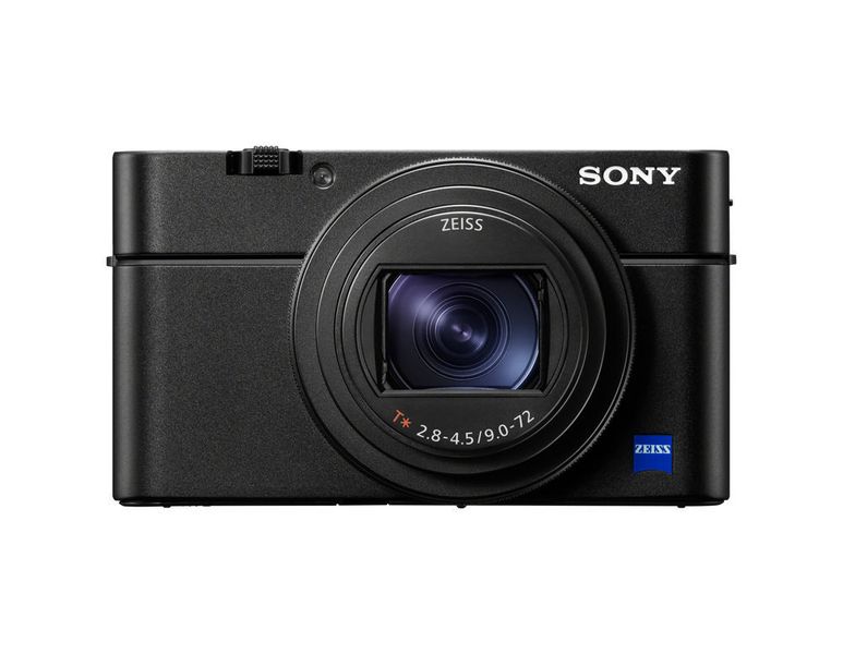 So unscheinbar die neue Kompaktkamera von Sony auch wirkt. Hinter der Fassade der RX 100VI verbirgt sich geballte Foto-Power. (Sony)
