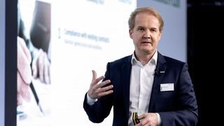 Andreas Schick, Vorstand Produktion, Supply Chain Management und Einkauf der Schaeffler AG: „Es führt kein Weg daran vorbei in den Lieferketten kürzer zu werden.“ (Bild: Schaeffler)