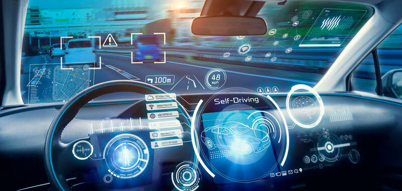 Datenübertragung von bis zu 100 GBit/s im Fahrzeug: In der Industrie arbeitet man an der  Standardisierung des optischen IEEE 802.3 Automotive-Multi-Gigabit-Standards.