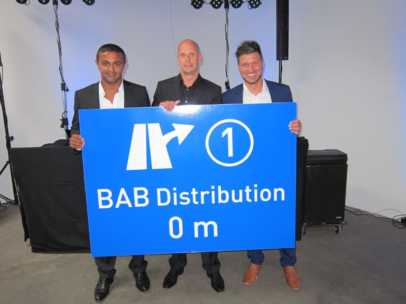 Die Geschäftsleitung der BAB (v. l.): Murat Arpaci, Olaf Biemelt und Andreas Bajohr sind auf dem Erfolgstrip.  (Bild: IT-BUSINESS)