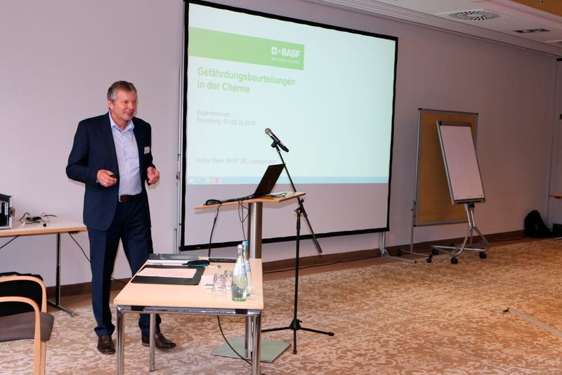 Impressions from the R. Stahl Expert Forum from Stromberg last year: Around 90 explosion safety experts met together to discuss developments in their field and share information. (R. Stahl)