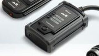 Mit dem „Blinker“ von Herth+Buss lässt sich die Anhängerbeleuchtung schnell und einfach prüfen. (Foto: Hert+Buss)