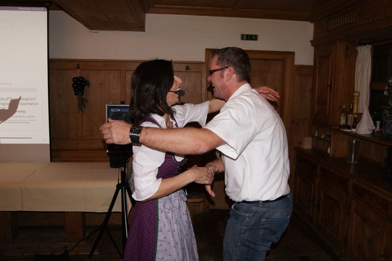 Bei der anschließenden Bekanntgabe der Award-Gewinner der »IT-SECURITY & COMPLIANCE 2010 Partner Solution Days & IT-Entscheider Kongresse« konnte Marcus Klische (RIM) seine Freude über die Auszeichnung nicht zurückhalten. (Archiv: Vogel Business Media)