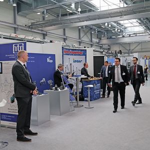 Auf der Chiron-Hausausstellung zeigten auch 30 Mitaussteller ihre Produkte und Dienstleistungen aus der gesamten Prozesskette des Fräsens.