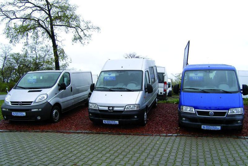 Der Bitterfelder Händler kauft auch gebrauchte Fremdfabrikate an, um seinen Kunden eine größere Auswahl zu bieten. Fotos: Minack (Archiv: Vogel Business Media)