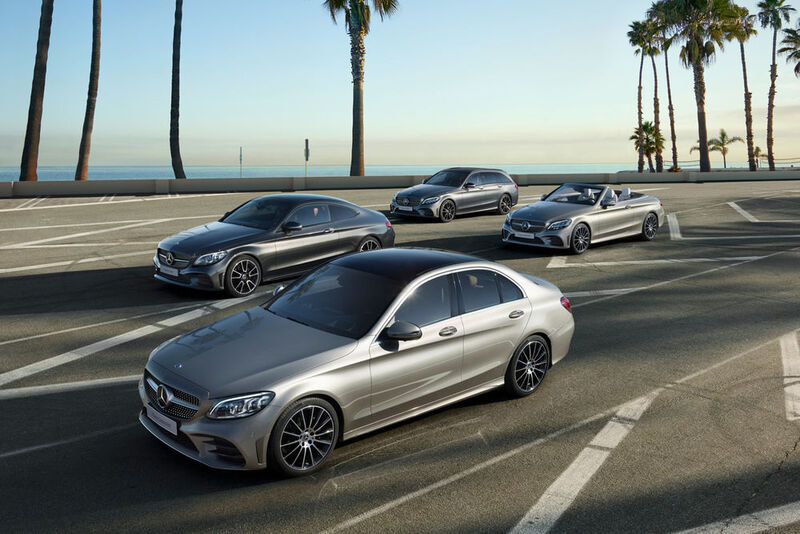 Mercedes hat die C-Klasse in allen Varianten überarbeitet: neben Limousine und T-Modell auch Coupé und Cabrio. (Daimler)