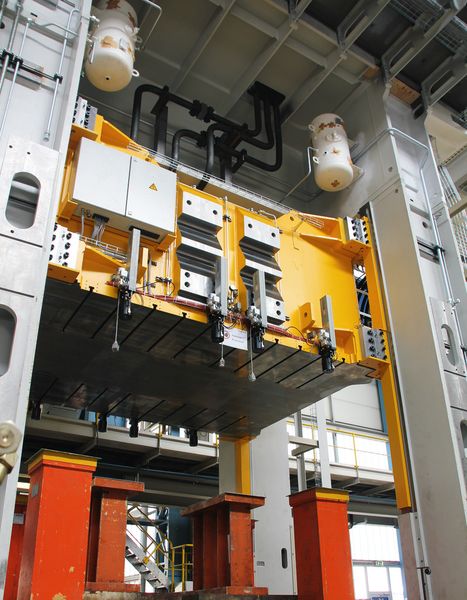 In dieser Presshärteanlage für sein geplantes Hot Stamping Tech Center hat Schuler mehrere Neuerungen integriert. (Bild: Itasse)