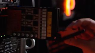 Flash-Storage und RAID vertragen sich nicht sonderlich. Eine Alternative stellen Speicherarchitekturen dar, die zugunsten von NVMe und Software-Algorithmen auf althergebrachte RAID-Controller verzichten. (Pure Storage)