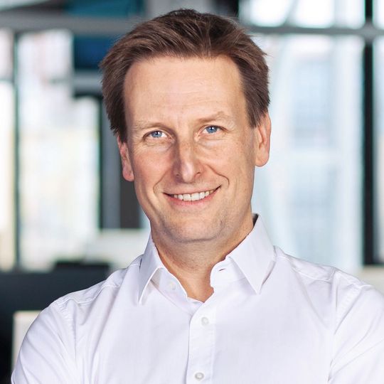 Heycar-Geschäftsführer Markus Kröger: „Im Moment sind wir drittgrößter Anbieter auf dem deutschen Markt. Nach wie vor ist unser Ziel aber, Erster im Qualitätssegment zu werden.“(Bild:  Helen Nikolai/Business Portraits)