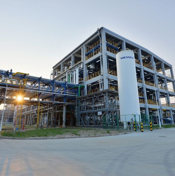 Die neue Anlage in Shanghai (Bild: Evonik)