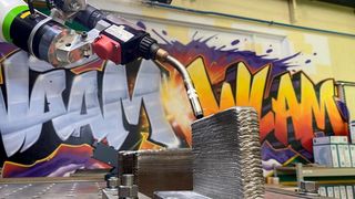 Die Swiss Steel Group verweist auf einer Innovation in Sachen Drahtprodukte für die additive Fertigung per Lichtbogenschweißen. Gemeint ist der Draht Ugiwam, der von der französischen Tochter Ugitech je nach Bedarf des Anwenders angepasst werden kann. (Bild: Swiss Steel Group)