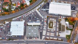 Luftbild des 30.000 Quadratmeter großen Fuldaer Hauptsitzes. (Bilder: Autohaus Sorg)