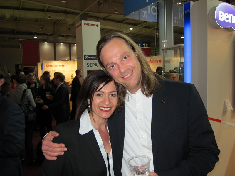 Maria Ossenberg, Club 3D, und Lars Lehmann, pilot       (Bild: IT-BUSINESS)