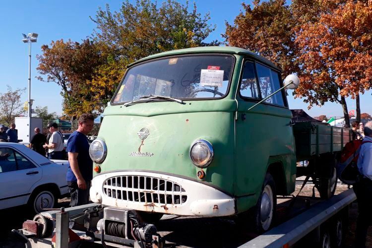 So einen fuhr einst auch Meister Röhrich in den bekannten Werner-Comics: einen Tempo Matador. (Dominsky)