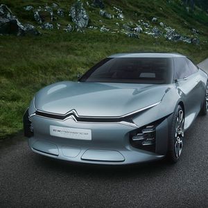 Citroen wird auf dem Pariser Autosalon Anfang Oktober 2016 mit dem CXperience die Studie eines Oberklasse-Fahrzeugs vorstellen.